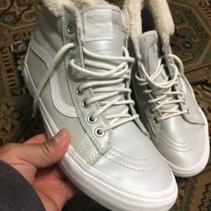 Mens excellent condition Vans shoes size 8